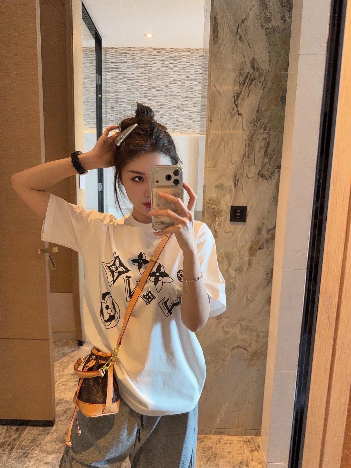 Louis Vuitton/